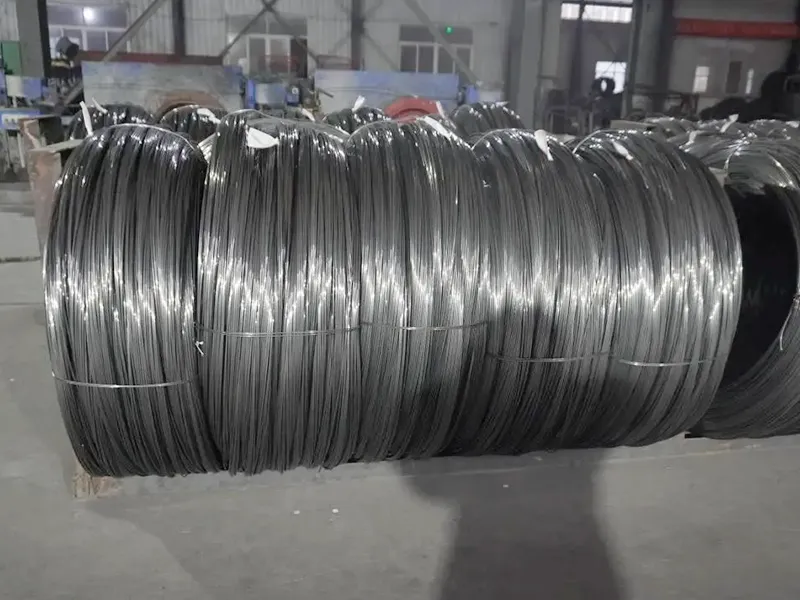 Alacsony relaxációs feszített betonacélhuzal
